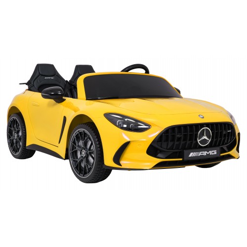 Vozidlo Mercedes Benz GT63 AMG žluté