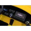Vozidlo Mercedes Benz GT63 AMG žluté