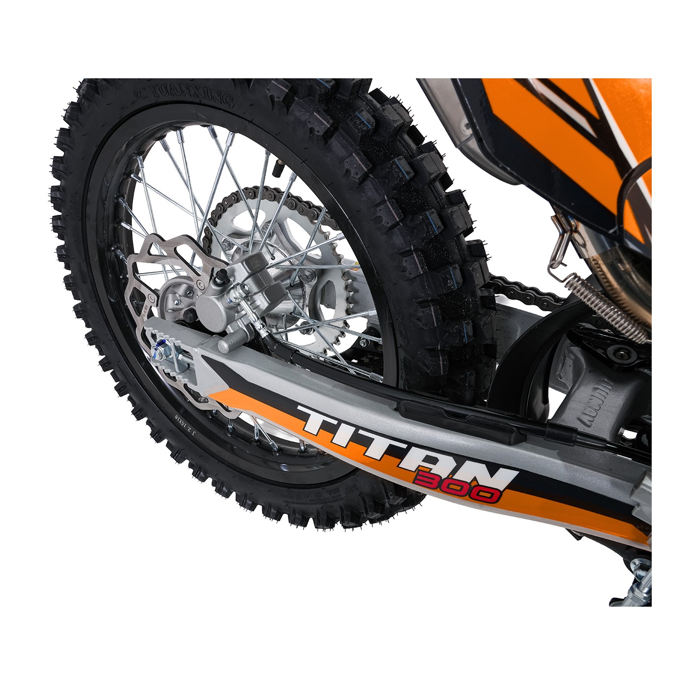 Vozidlo s oranžovým spalovacím motorem TITAN 300cc