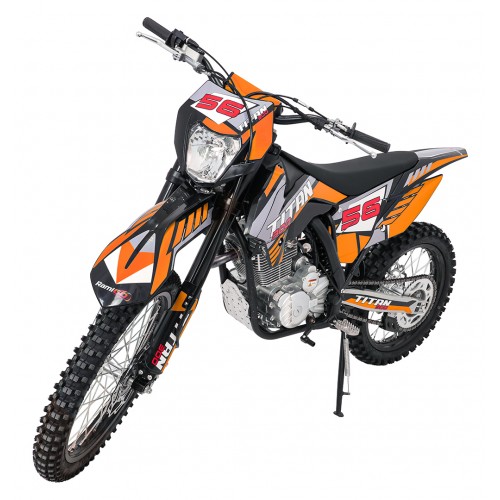Vozidlo s oranžovým spalovacím motorem TITAN 300cc