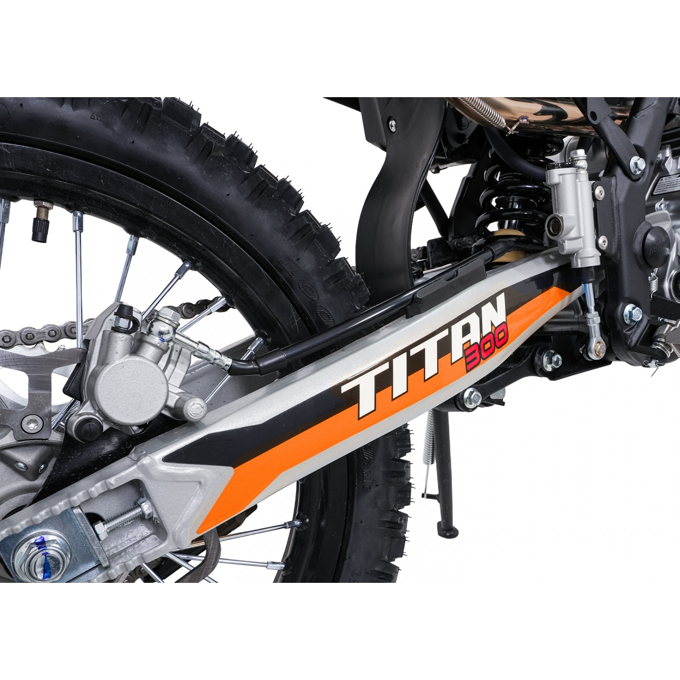 Vozidlo s oranžovým spalovacím motorem TITAN 300cc