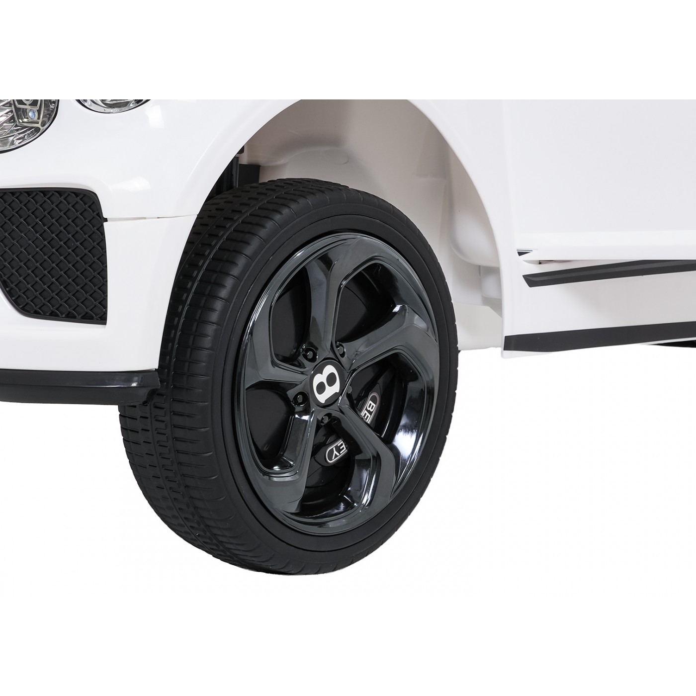Bentley Bentayga S, bílé vozidlo