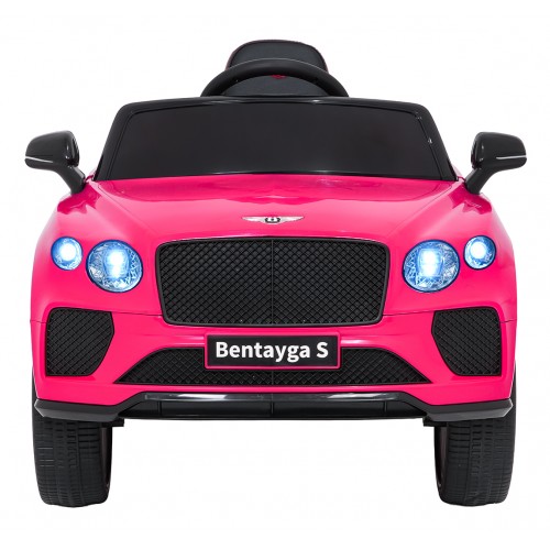 Růžové vozidlo Bentley Bentayga S