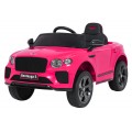 Růžové vozidlo Bentley Bentayga S