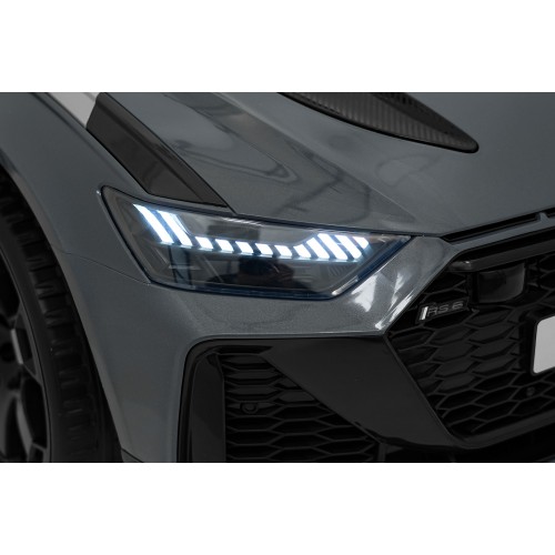 Vozidlo Audi RS6 Avant GT šedé