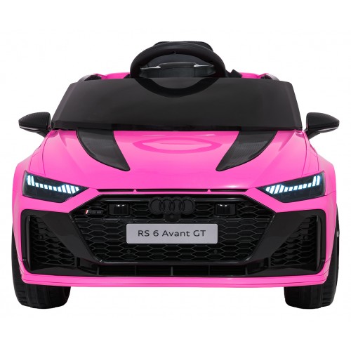 Růžové vozidlo Audi RS6 Avant GT