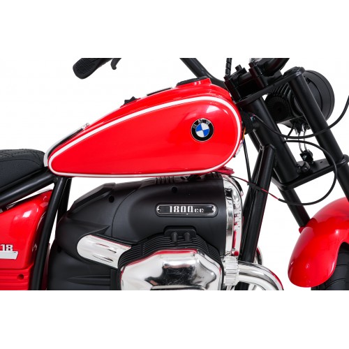 Motor vozidla BMW R18 Červená