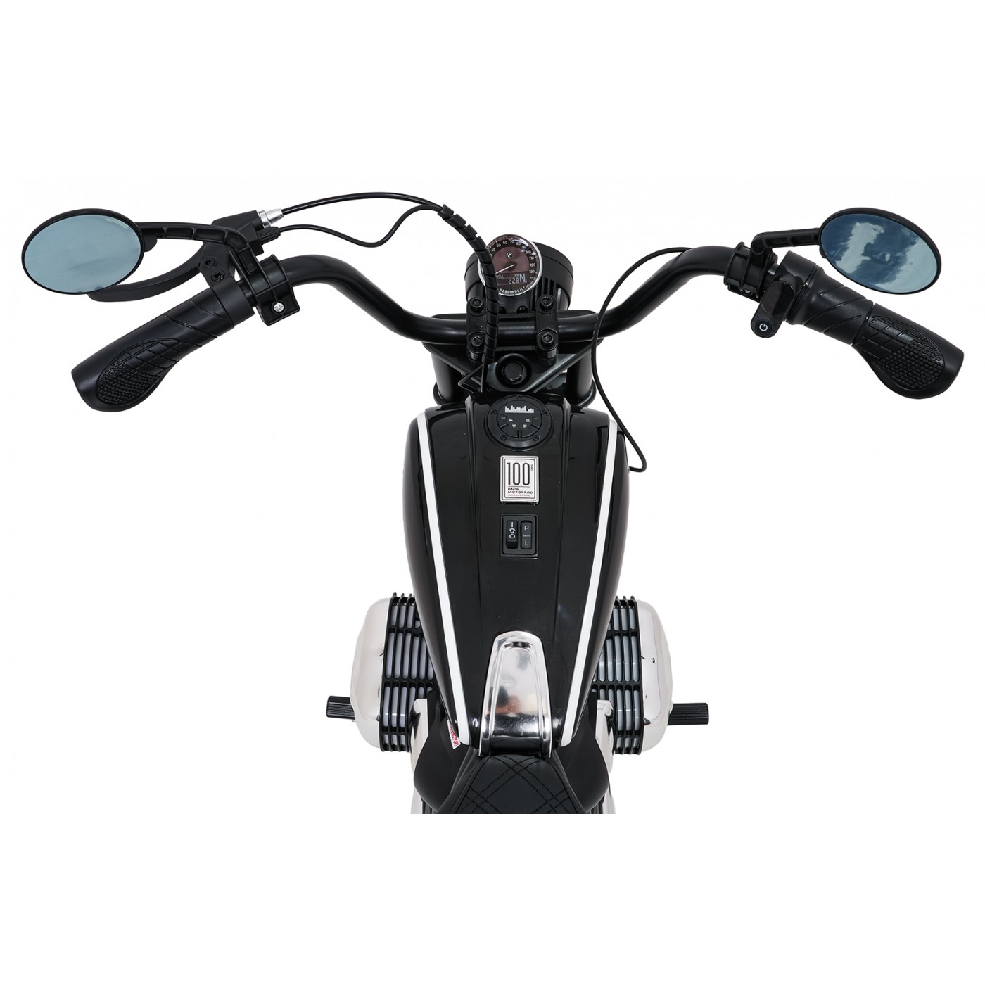 Motor vozidla BMW R18 Černá