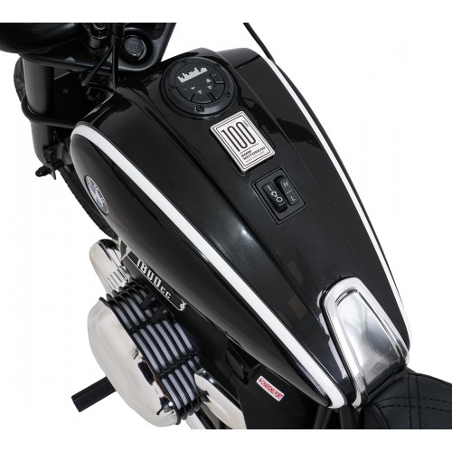 Motor vozidla BMW R18 Černá