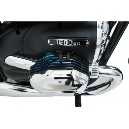 Motor vozidla BMW R18 Černá