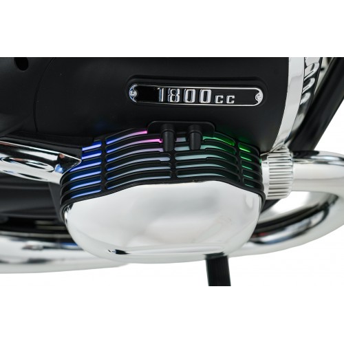 Motor vozidla BMW R18 zelená