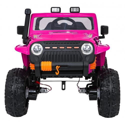 Růžové vozidlo Jeep Monster