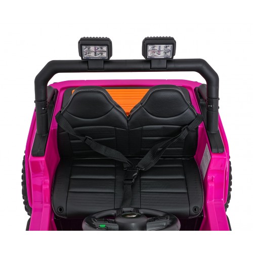 Růžové vozidlo Jeep Monster