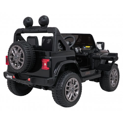 Jeep Wrangler Rubicon LIFT černé vozidlo