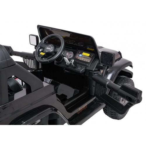 Jeep Wrangler Rubicon LIFT černé vozidlo
