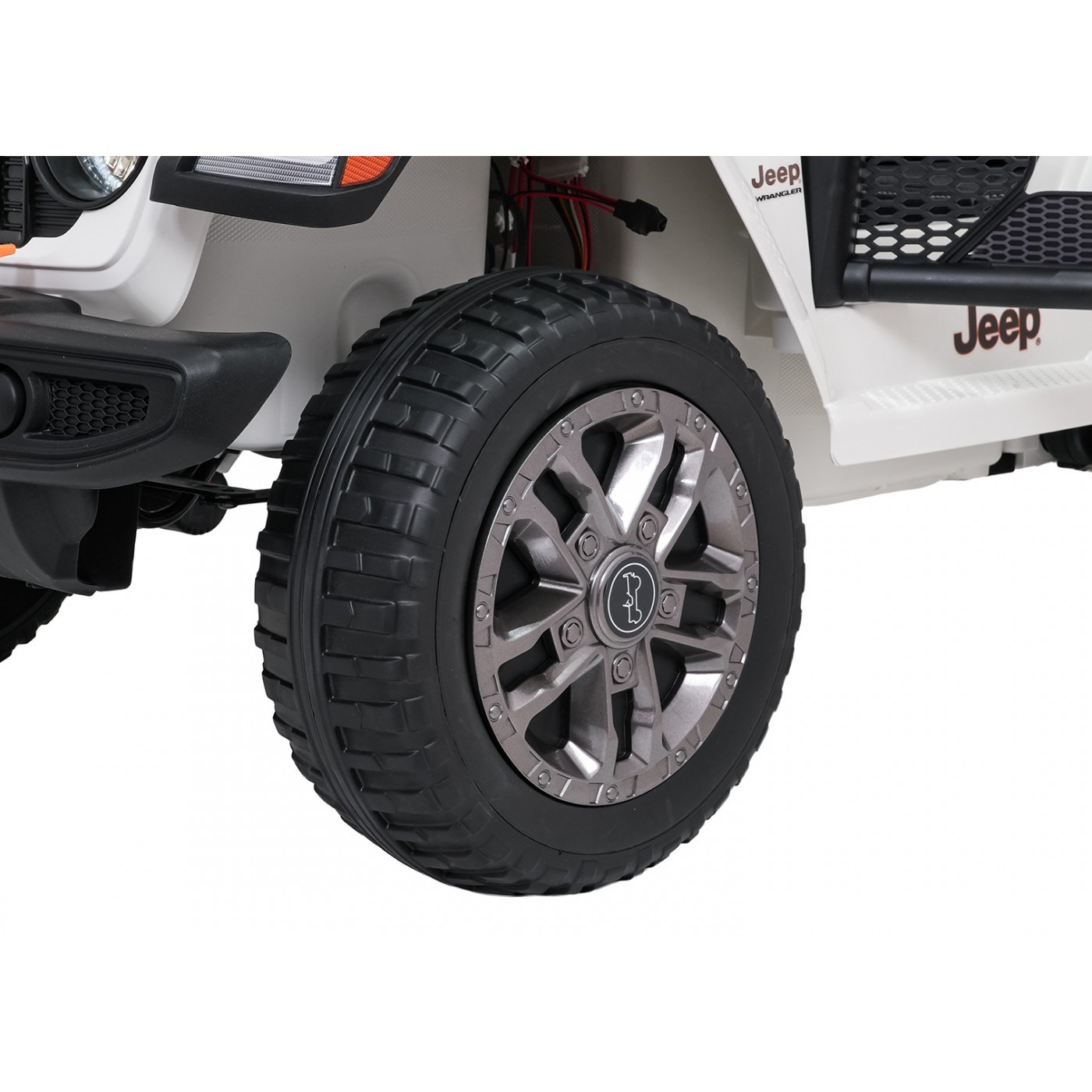 Jeep Wrangler Rubicon LIFT bílé vozidlo