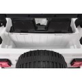 Jeep Wrangler Rubicon LIFT bílé vozidlo