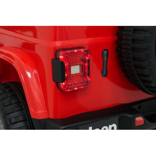 Jeep Wrangler Rubicon LIFT červené vozidlo