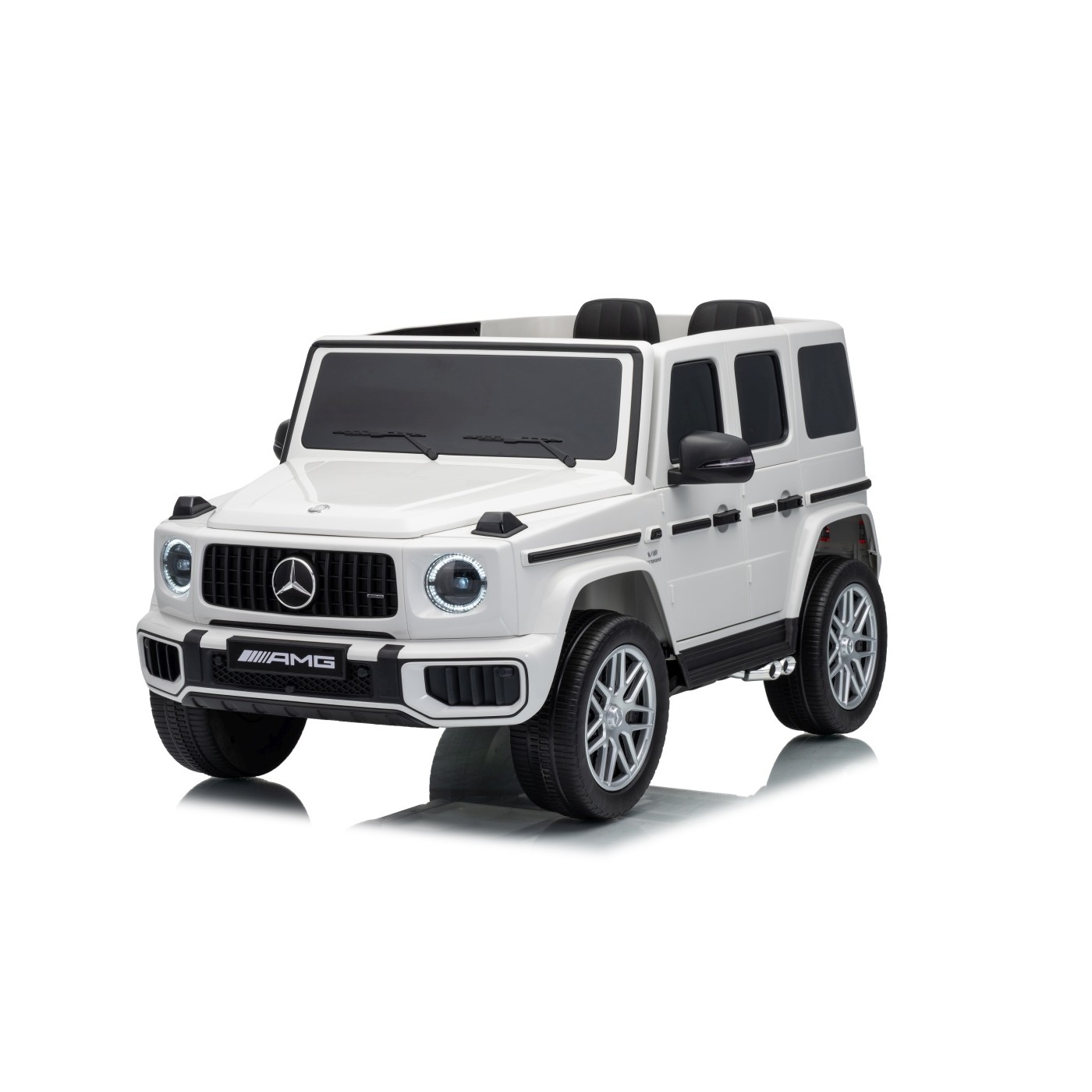 Mercedes G63 AMG bílý vůz