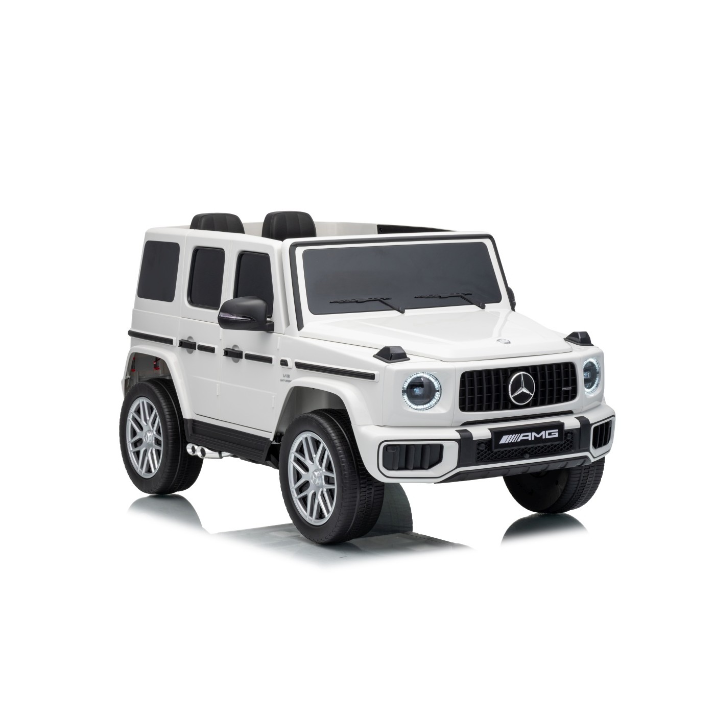 Mercedes G63 AMG bílý vůz