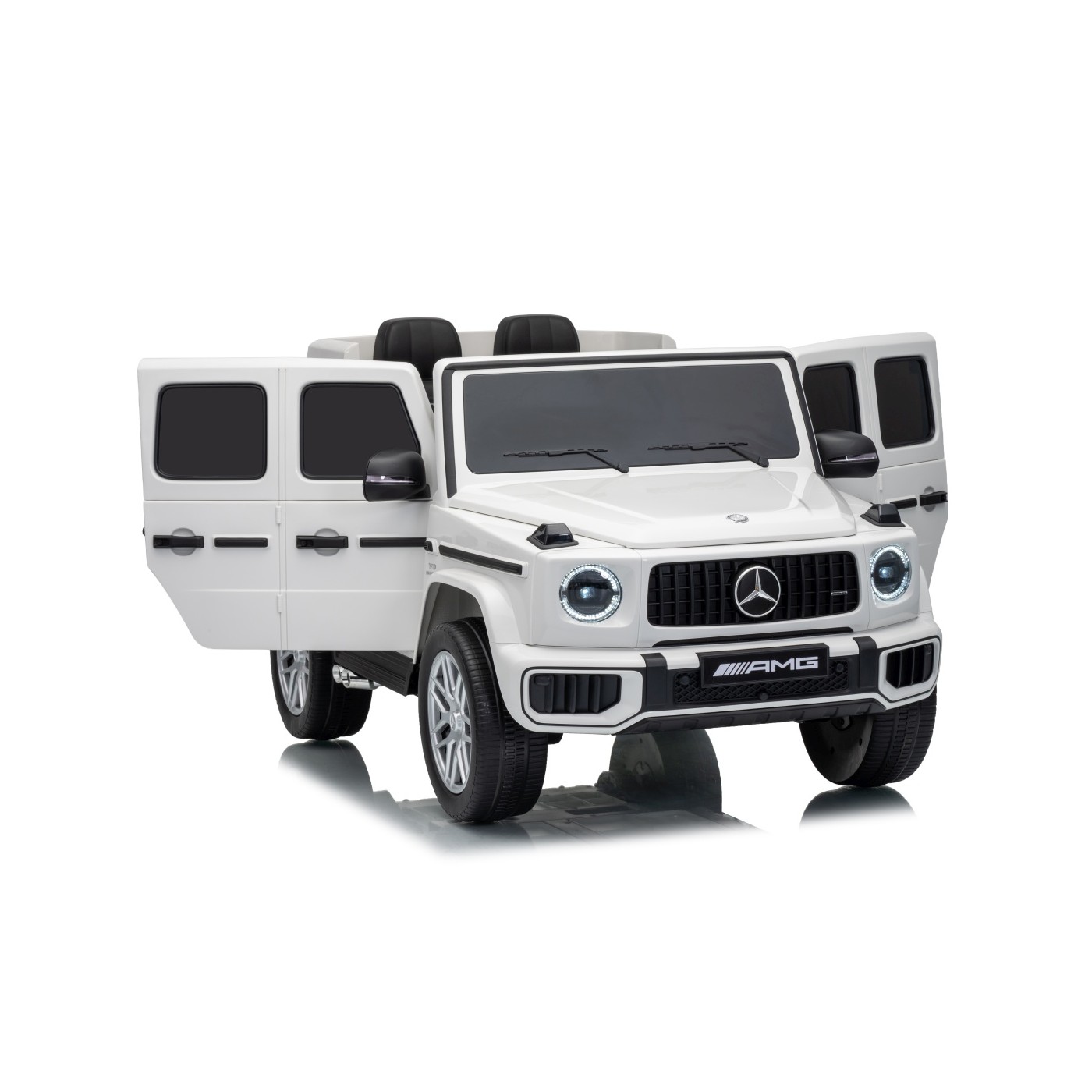Mercedes G63 AMG bílý vůz