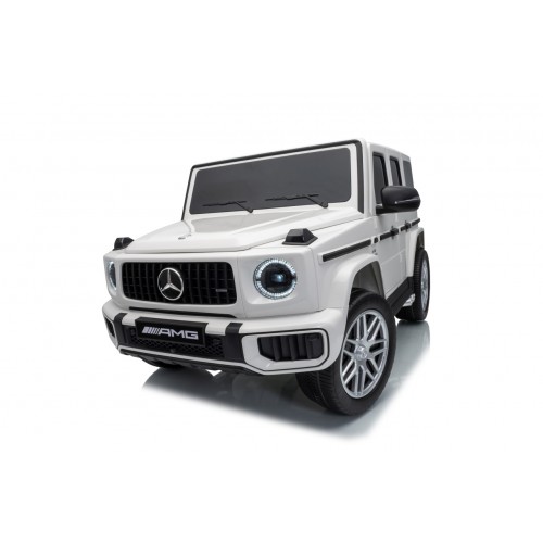 Mercedes G63 AMG bílý vůz