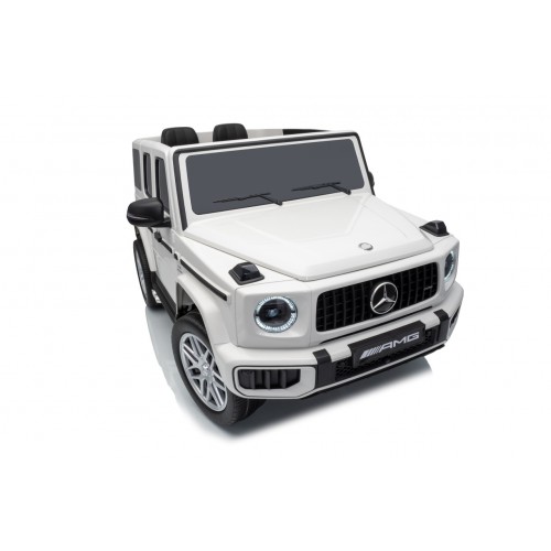 Mercedes G63 AMG bílý vůz