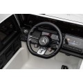 Mercedes G63 AMG bílý vůz