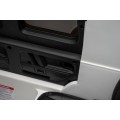 Mercedes G63 AMG bílý vůz