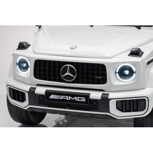 Mercedes G63 AMG bílý vůz