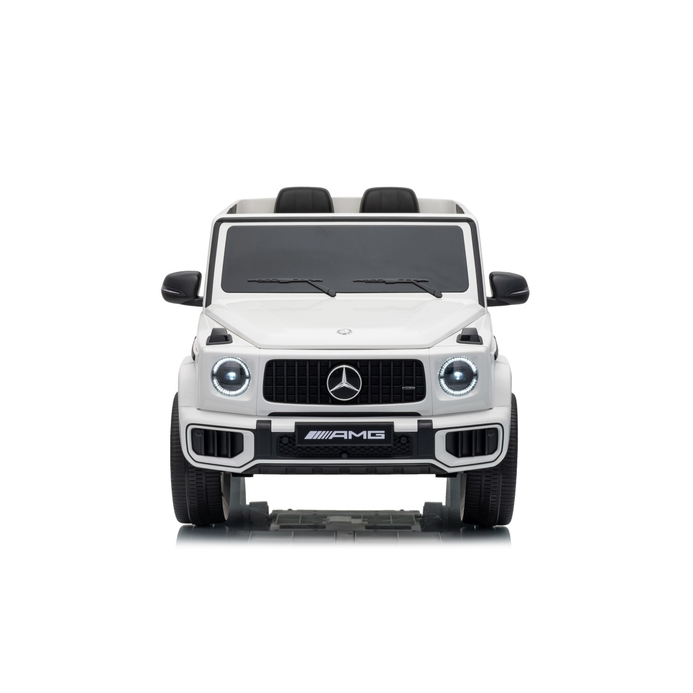 Mercedes G63 AMG bílý vůz