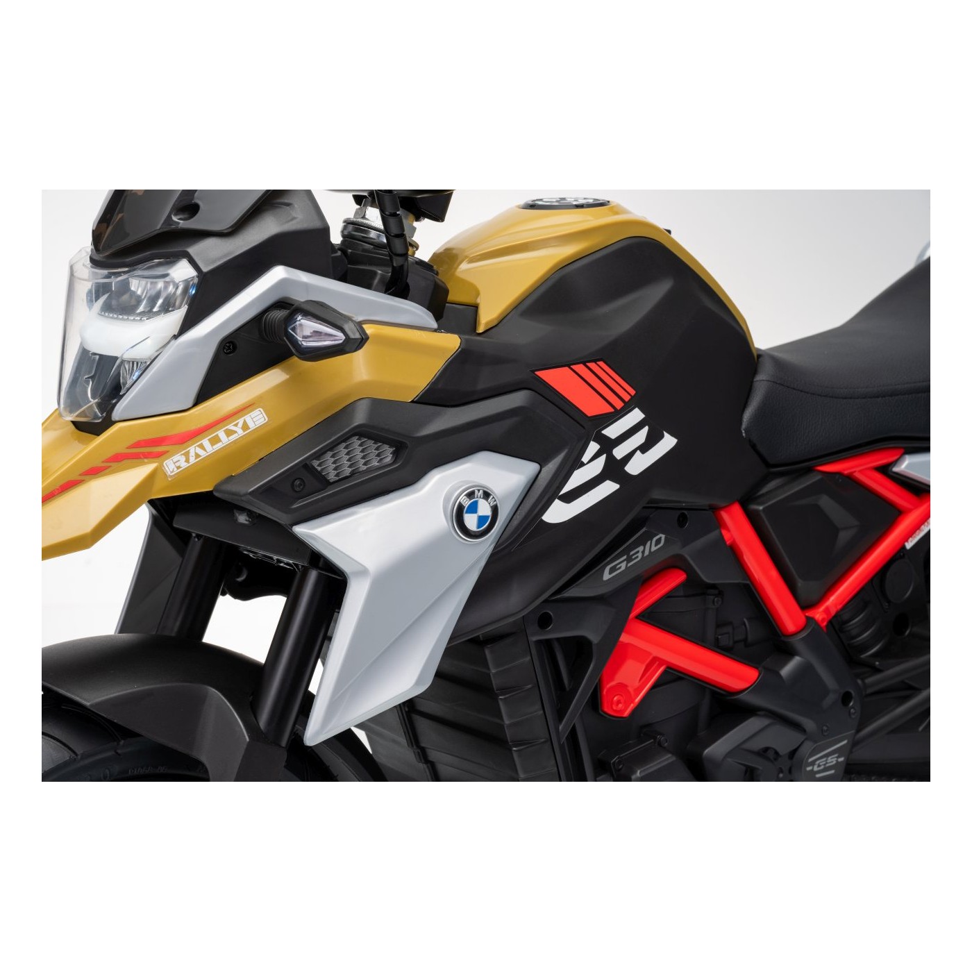Motor vozidla BMW G310GS Champagne