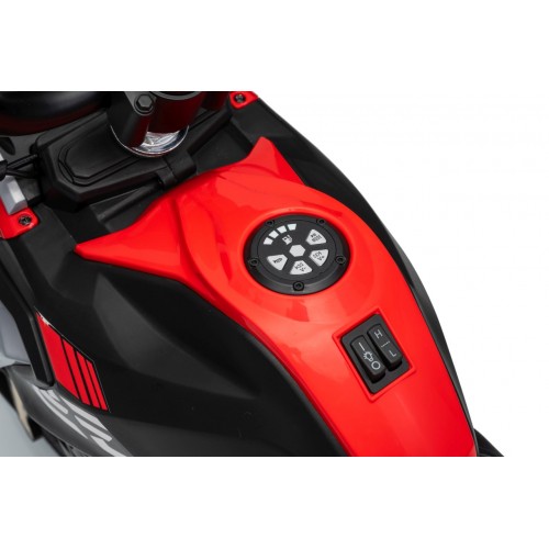 Motor vozidla BMW G310GS Červená