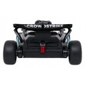 Černý závodní vůz AMG PETRONAS F1