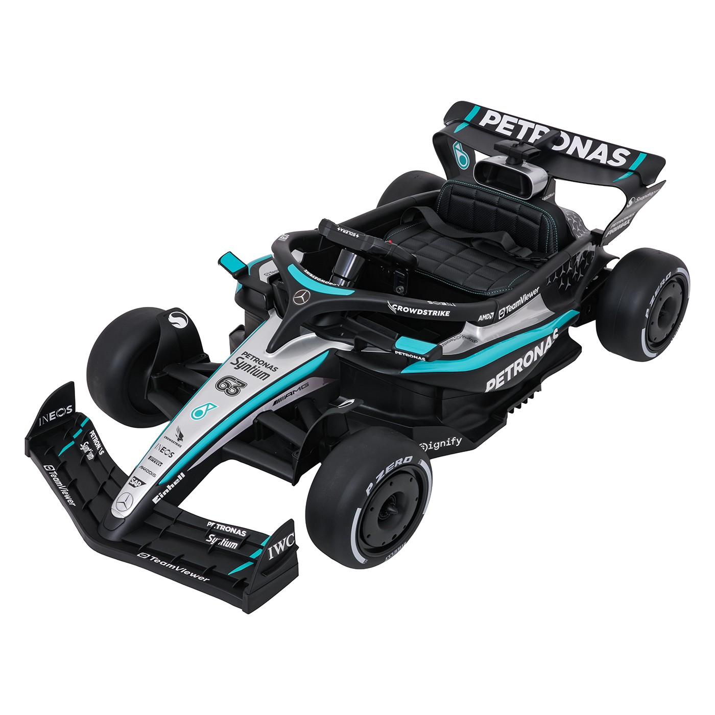 Černý závodní vůz AMG PETRONAS F1
