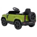 Zelené vozidlo Land Rover Defender