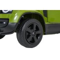 Zelené vozidlo Land Rover Defender