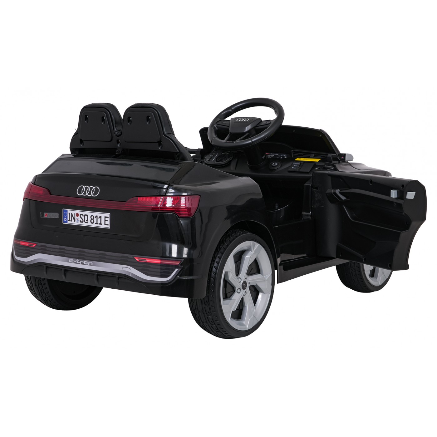 Černé vozidlo Audi SQ8