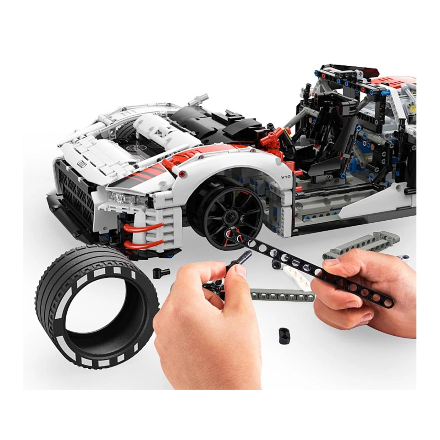 Autodíly 1:8 Audi R8 LMS GT3 bílé RASTAR