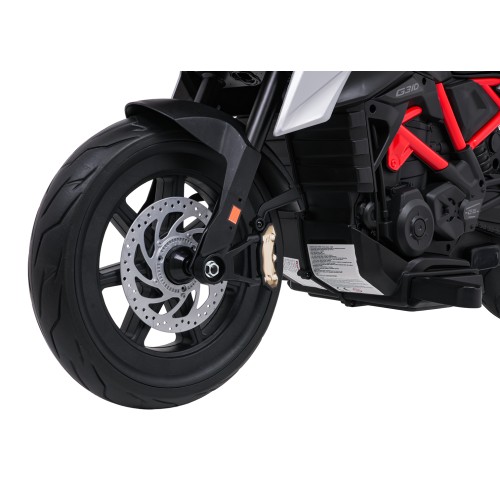 Motor vozidla BMW G310GS Červená
